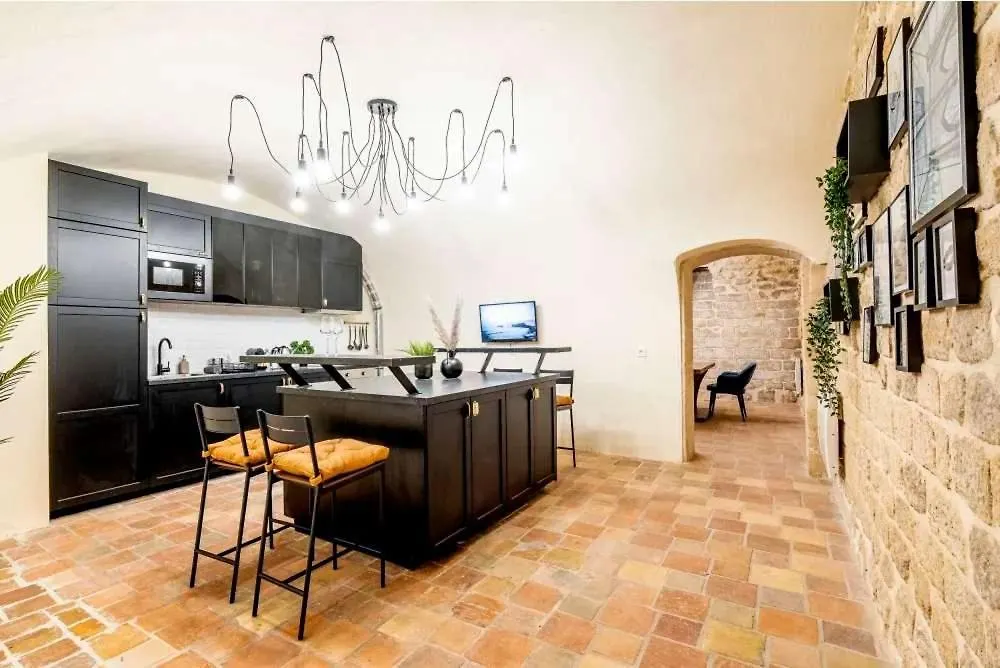 Keyz - Spacious 2Bd In The Heart Of Le Marais Paris